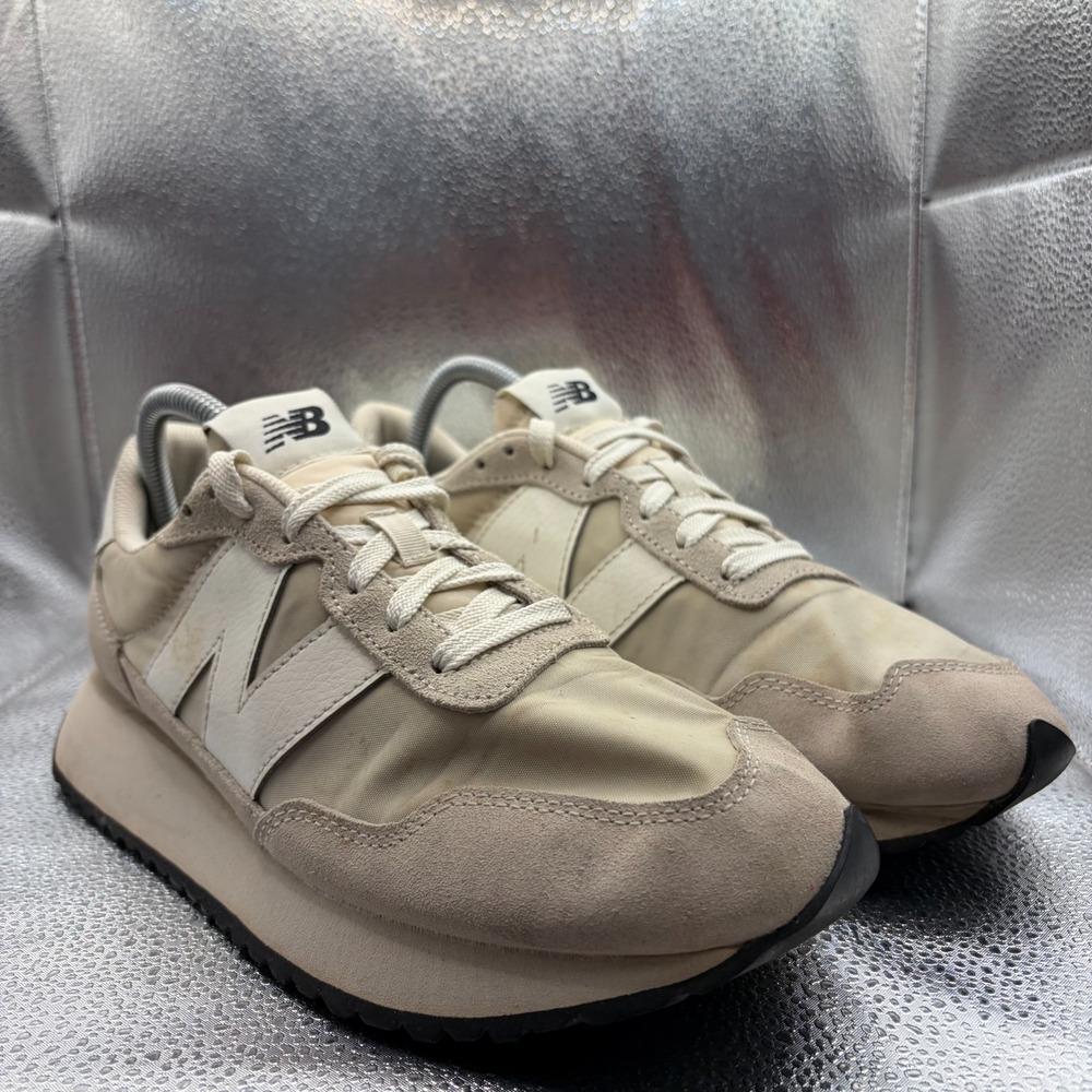 Size 9.5 New Balance 237 Moonbeam Sea Salt Womens Athletic Shoes WS237DH1